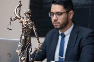 債務整理に強い弁護士はどこがいい？